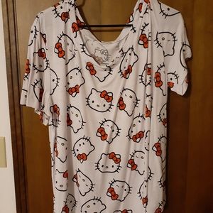 Hello kitty tee